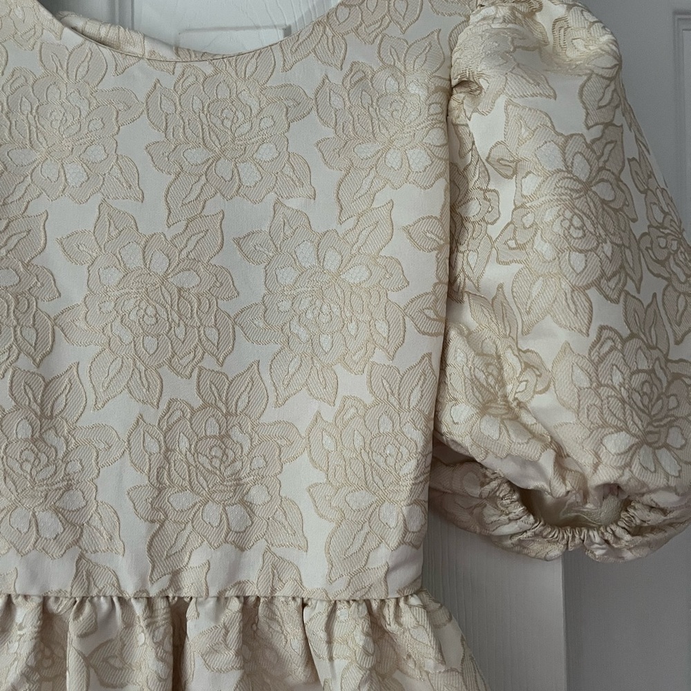 Forever 21 puff sleeve dress